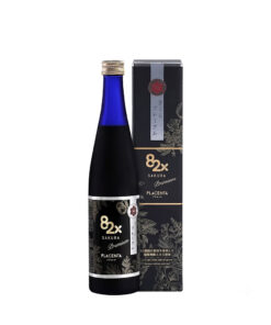 Hộp và chai nước uống 82x Sakura Premium Placenta 500ml chính hãng Nhật Bản